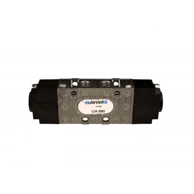 Univer CM-580