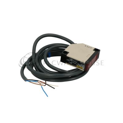 Omron E3JK-R2H2-G 2M