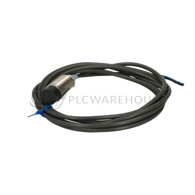 Omron E2A-M18KN16-WP-B1 2M
